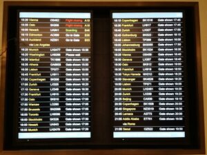 LHR flight departure board