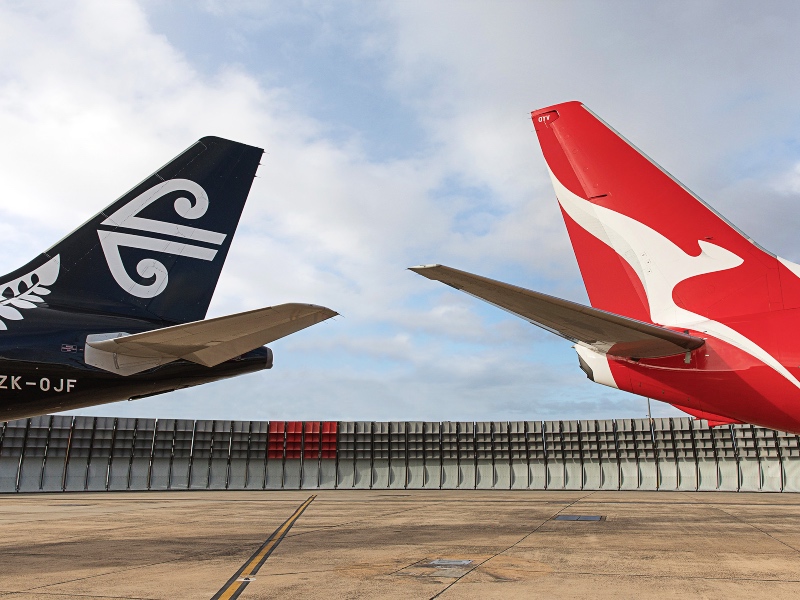 Qantas and Air New Zealand planes at Sydney Airport