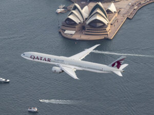 Qatar Airways Boeing 777 flies over Sydney