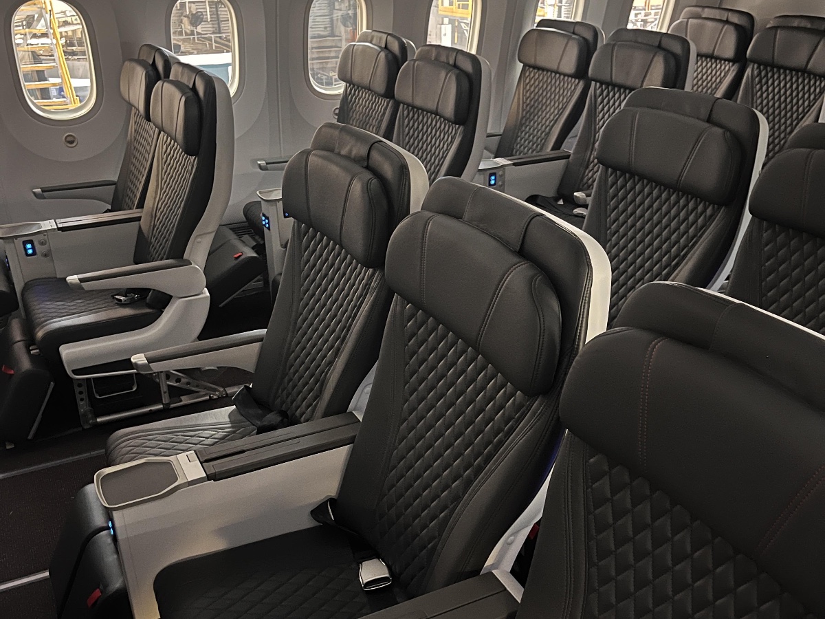 Jetstar 787-8 Business Class on refurbished aircraft
