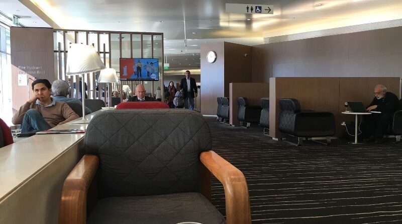 Qantas international Business Lounge in Sydney