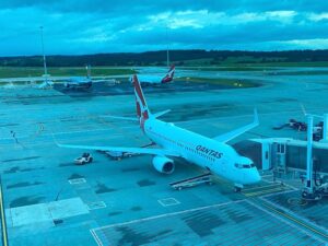 Qantas Boeing 737-800 at Melbourne Airport