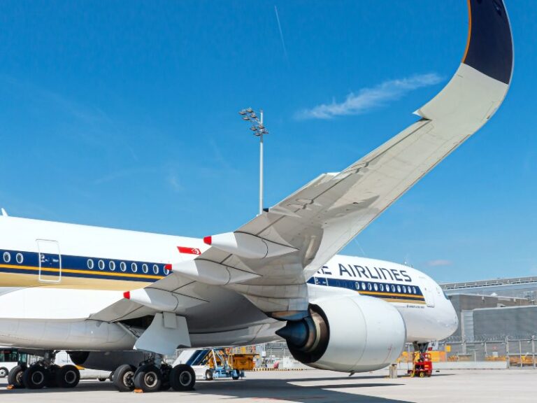 The Best Australian Credit Cards for KrisFlyer Miles