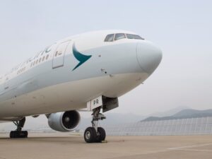 Cathay Pacific 777 in Hong Kong