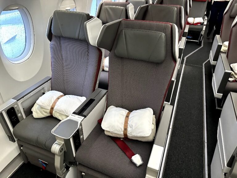 Iberia A350 Premium Economy Review - Iberia A350 Premium Economy Seat 768x576 