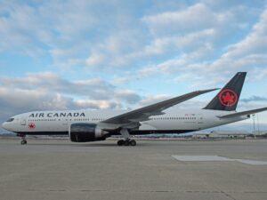 Air Canada Boeing 777-200LR