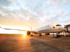 Cathay Pacific Airbus A350-1000