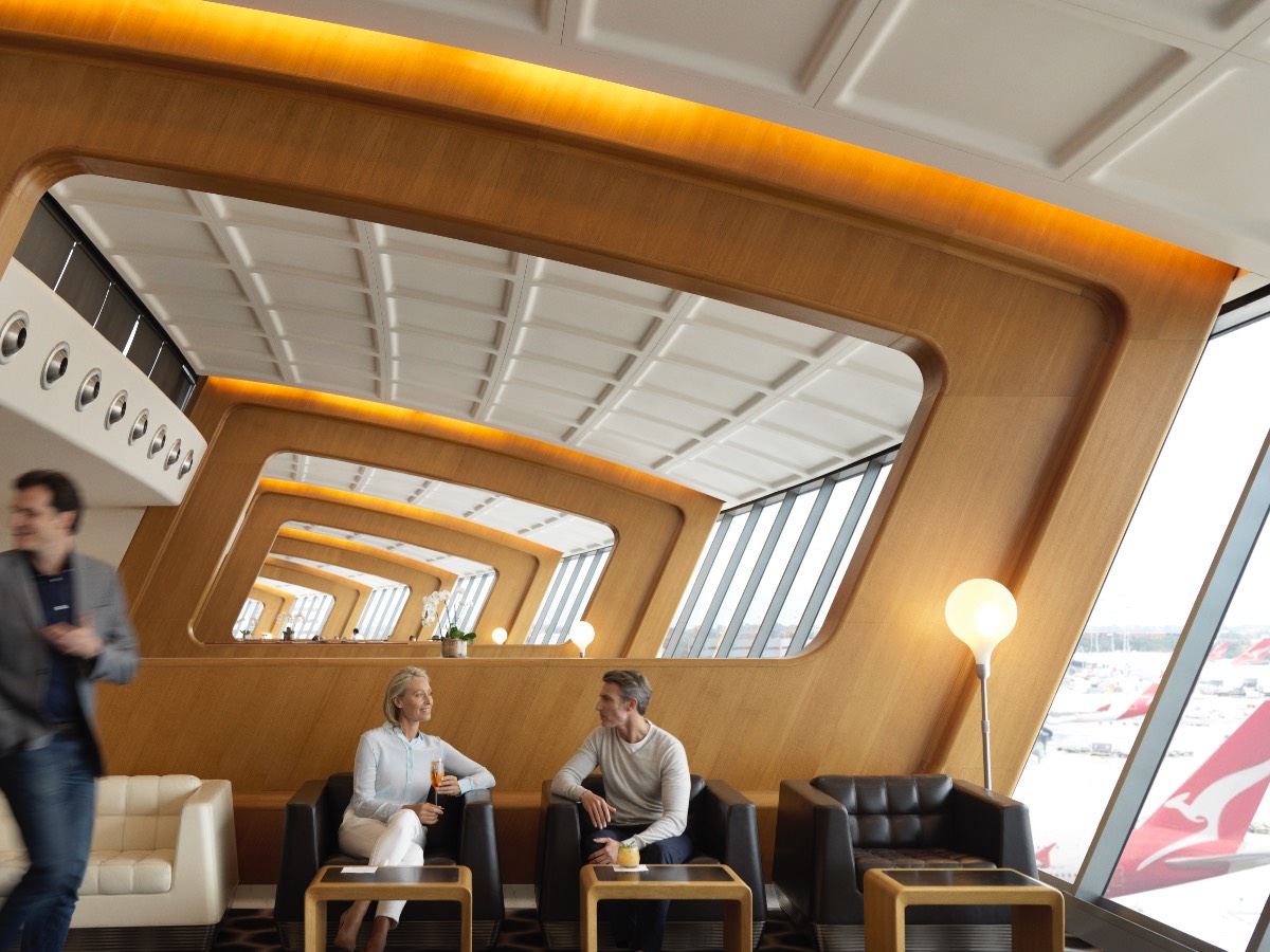 Qantas October 2024 Double Status Credits Offer