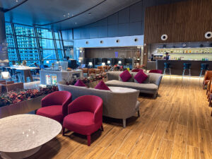 Qatar Airways Platinum Lounge South in Doha