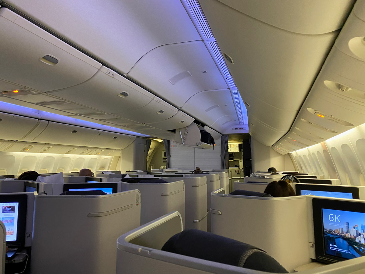 Air Canada Boeing 787-9 Business Class