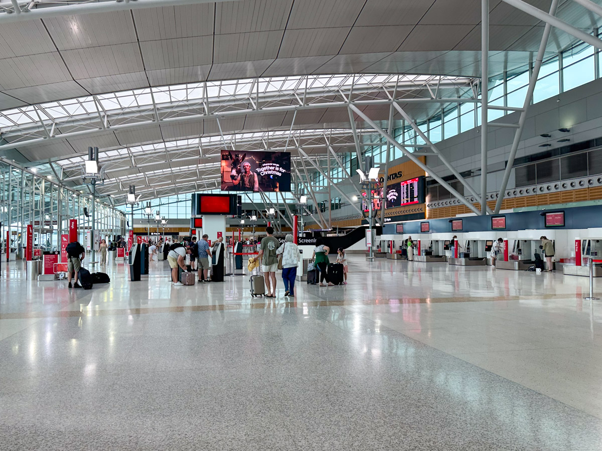 Qantas check-in hall at Sydney Airport Terminal 3