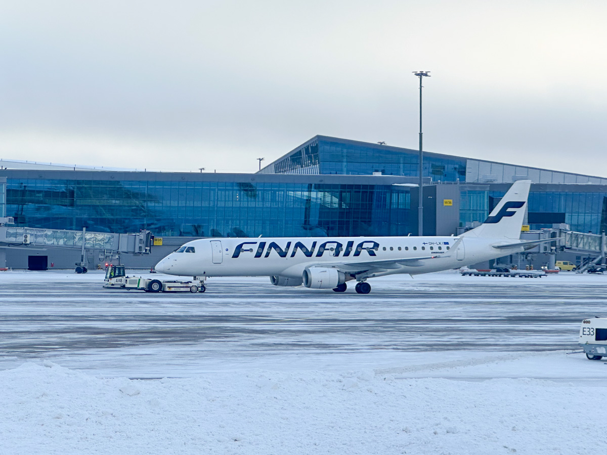 Finnair E190 at Helsinki Airport