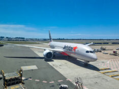 Jetstar Boeing 787 at Sydney Airport