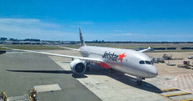 Jetstar Boeing 787 at Sydney Airport