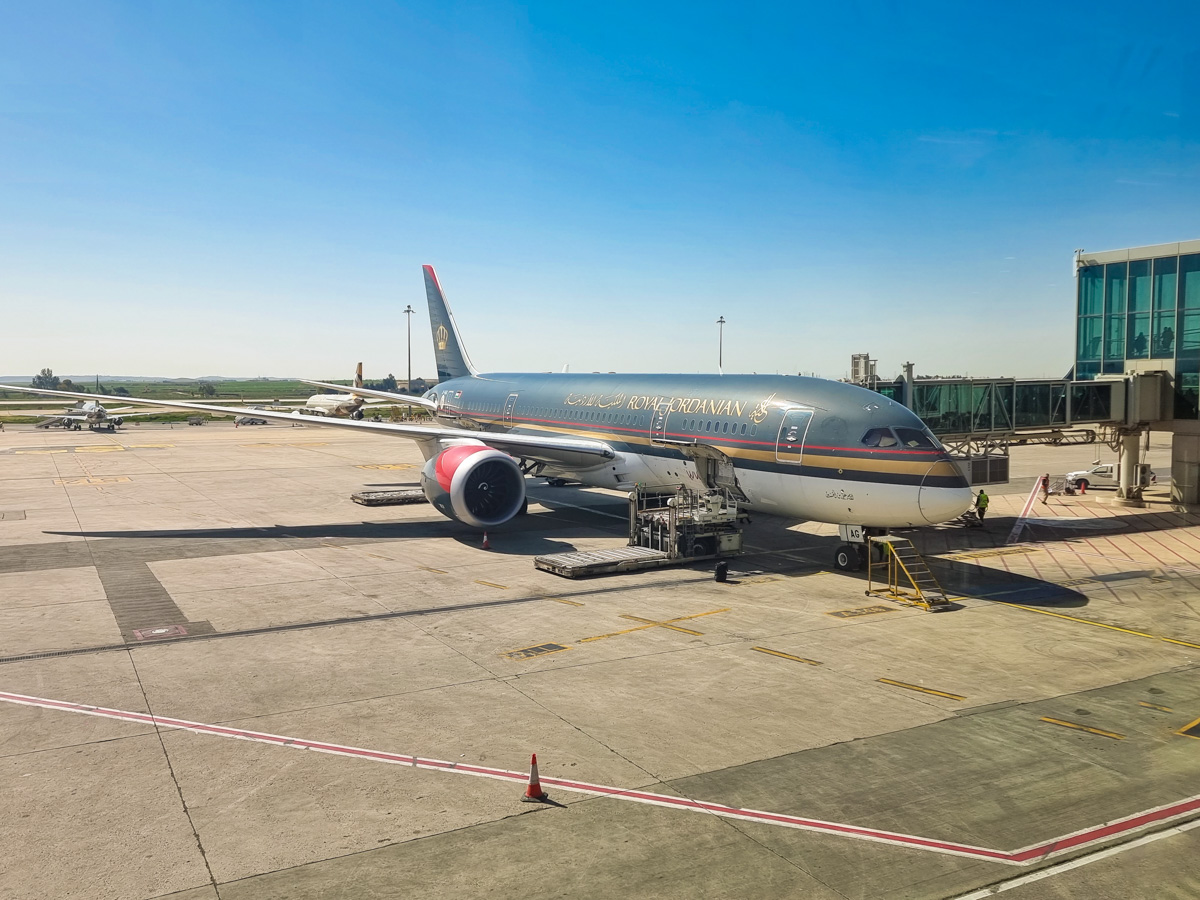 Royal Jordanian Boeing 787 at Amman Airport