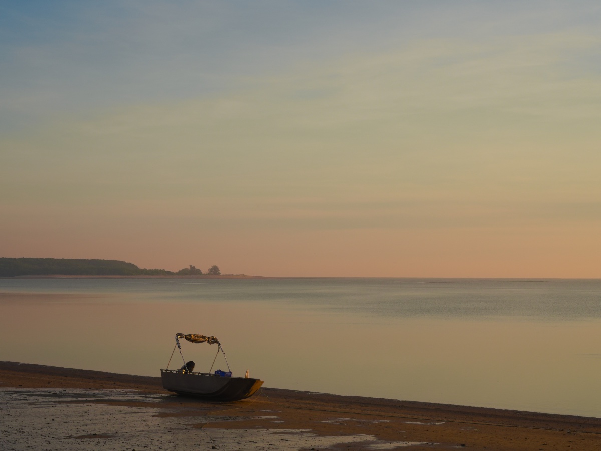 Motorised boat in Arnhem Land