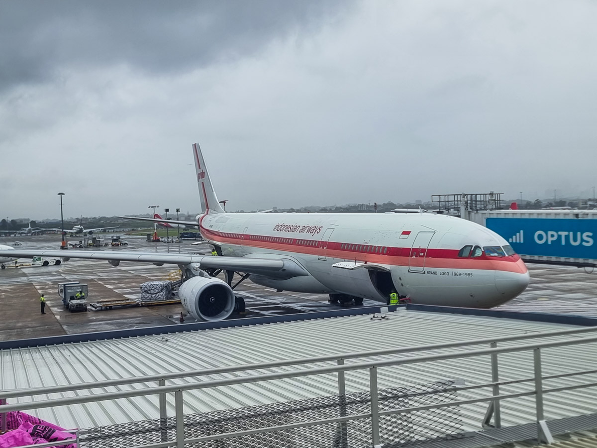 Garuda Indonesia A330 in retro livery