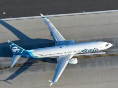 Alaska Airlines 737