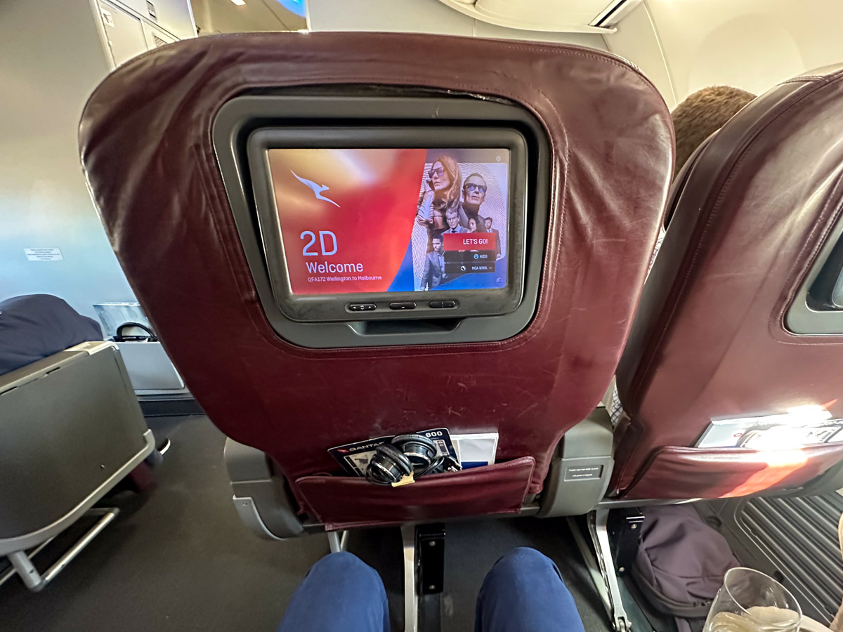 Legroom and in-flight entertainment in Qantas Boeing 737-800 Business Class