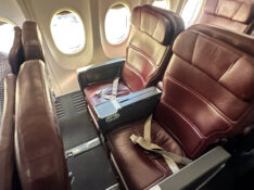 Qantas Boeing 737-800 Business Class seats