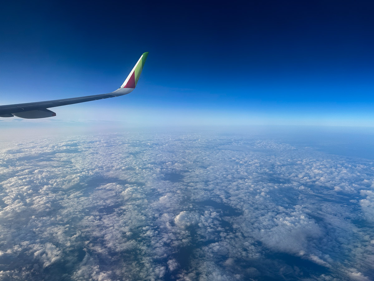 View from the window of crossing the Atlantic on a TAP Air Portugal A321neo LR
