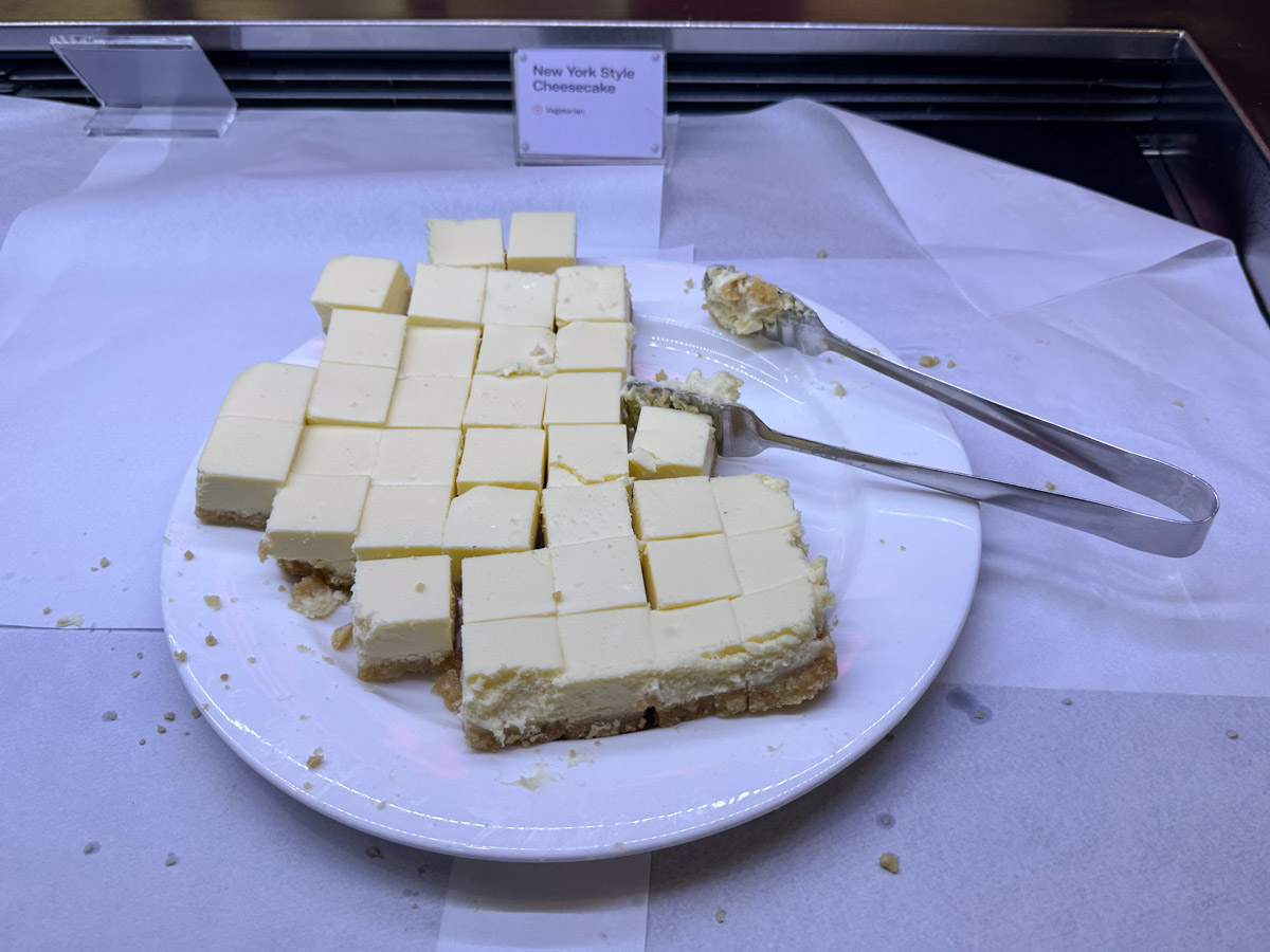 Virgin Australia Lounge cheesecake