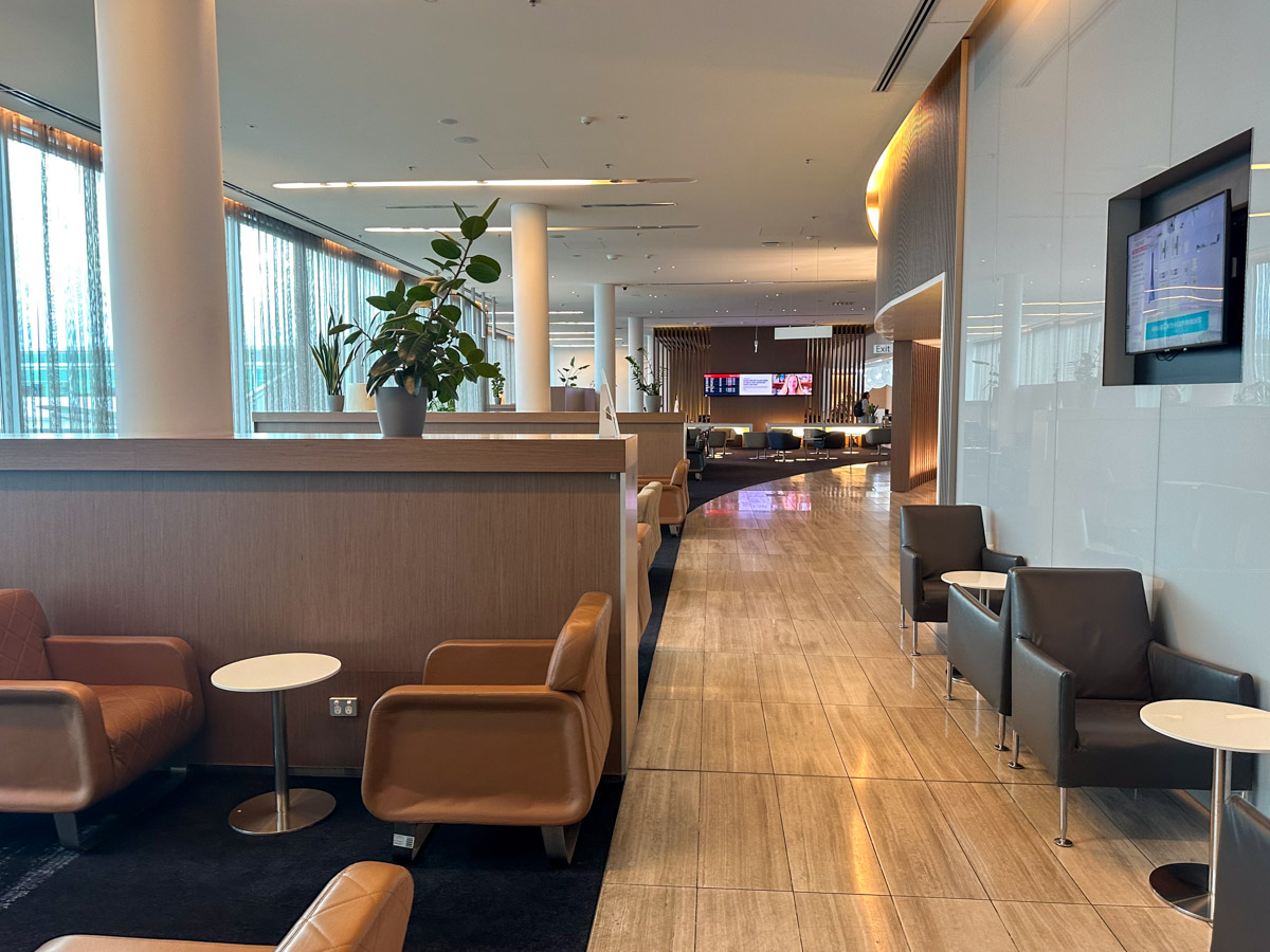 Qantas Business Lounge at Canberra Airport (CBR)