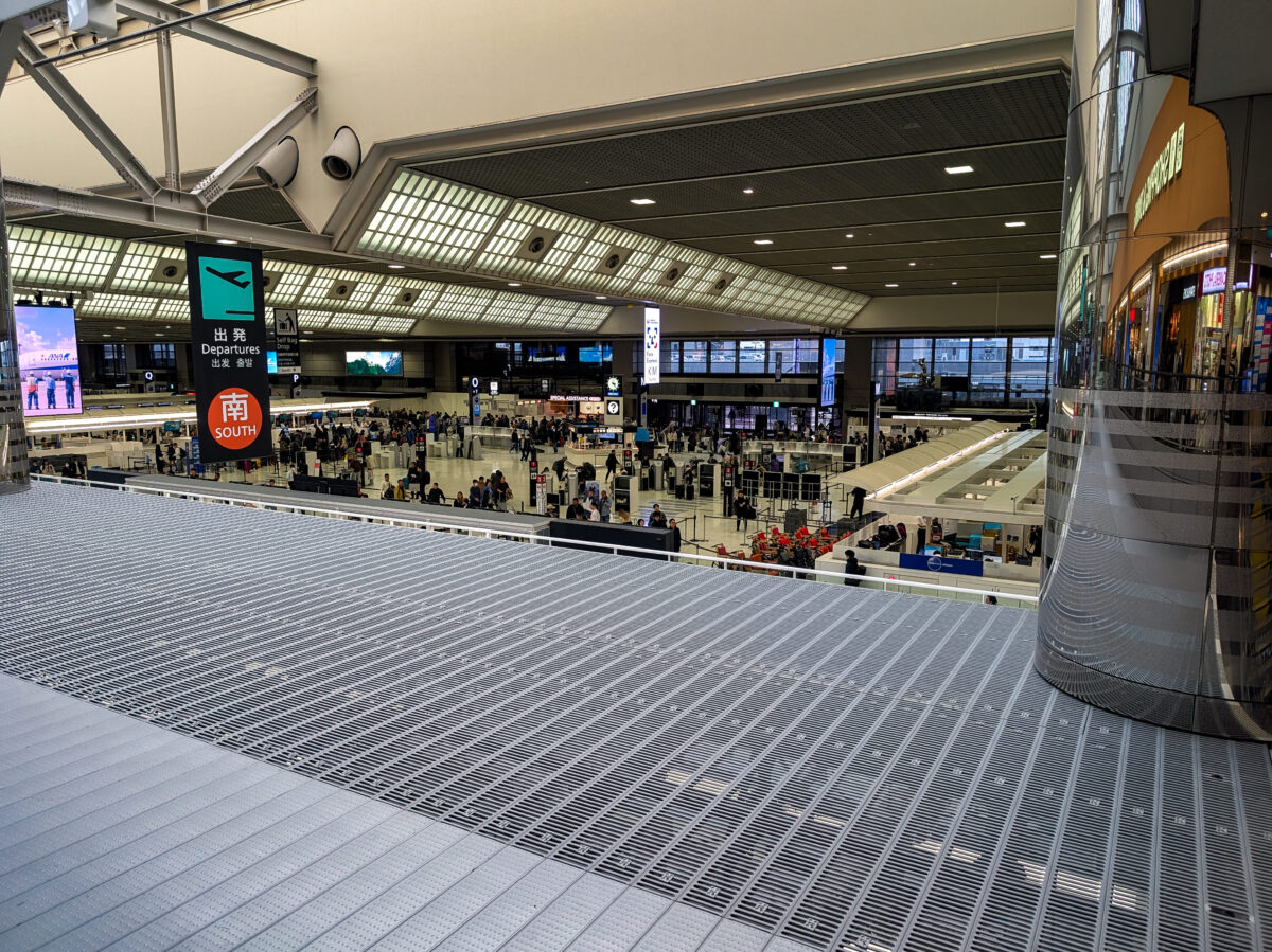 Tokyo Narita Airport is one of two major airports serving Tokyo