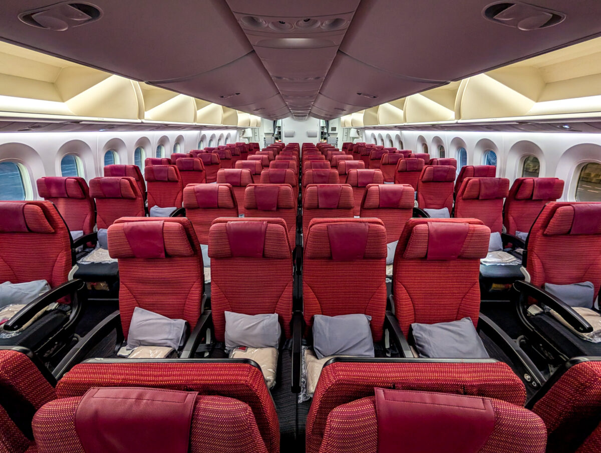 Japan Airlines uses the 2-4-2 seat layout in its Boeing 787 Economy Class