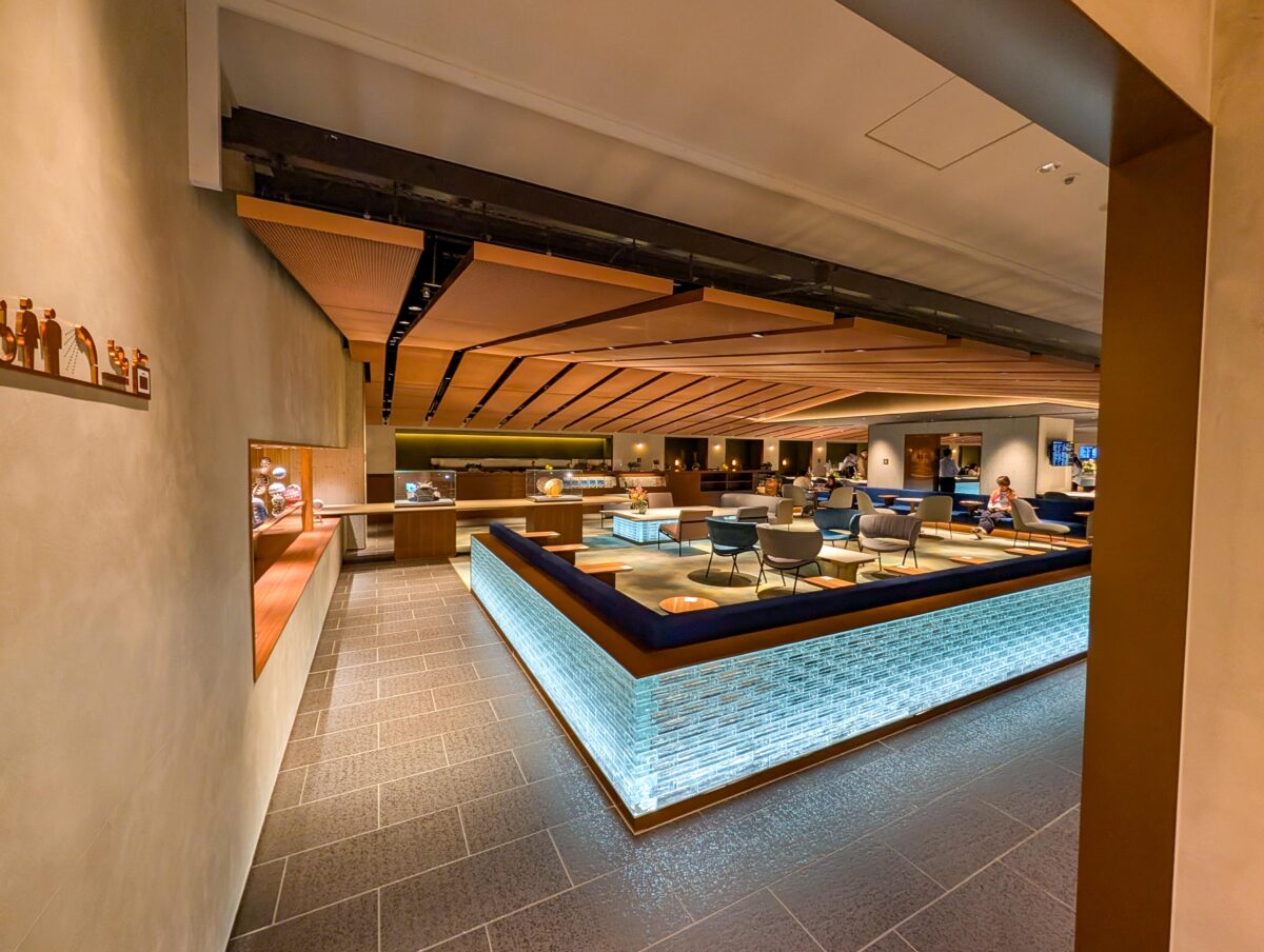 Starlux offers smooth ground experiences at Osaka Kansai International Airport