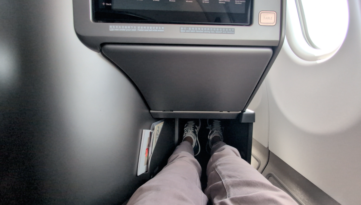 Starlux offers lie flat business class product on regional hops