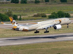 Etihad Airbus A350 at Madrid Airport