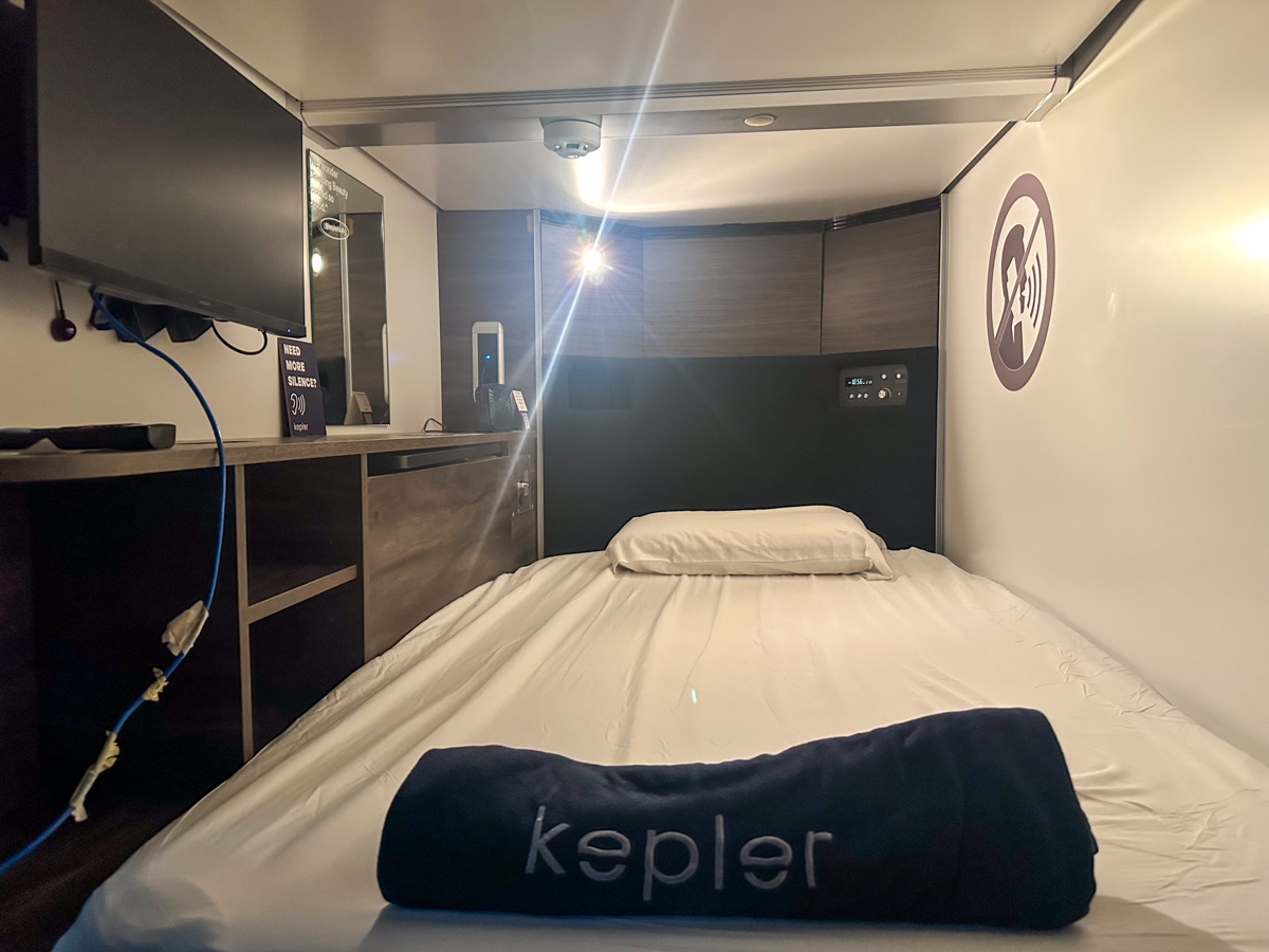 Kepler Club sleep capsule